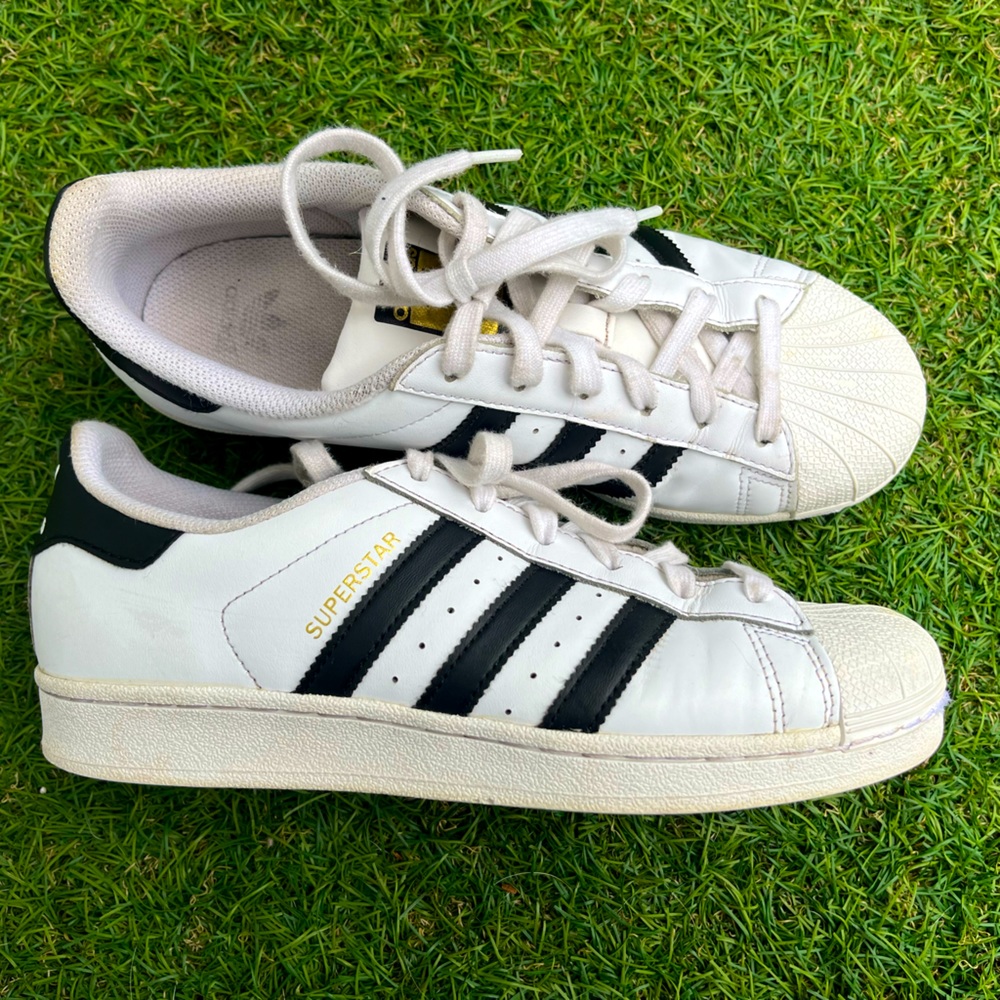Size 9 adidas Superstar sneakers